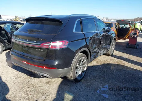 2019 Lincoln Nautilus Reserve z USA, uszkodzony, nr VIN 2LMPJ8LP3KBL45947